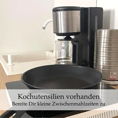 Zentrale 1-Zimmer-Ferienwohnung Mit Digitalem Check In Hof  Esterno foto
